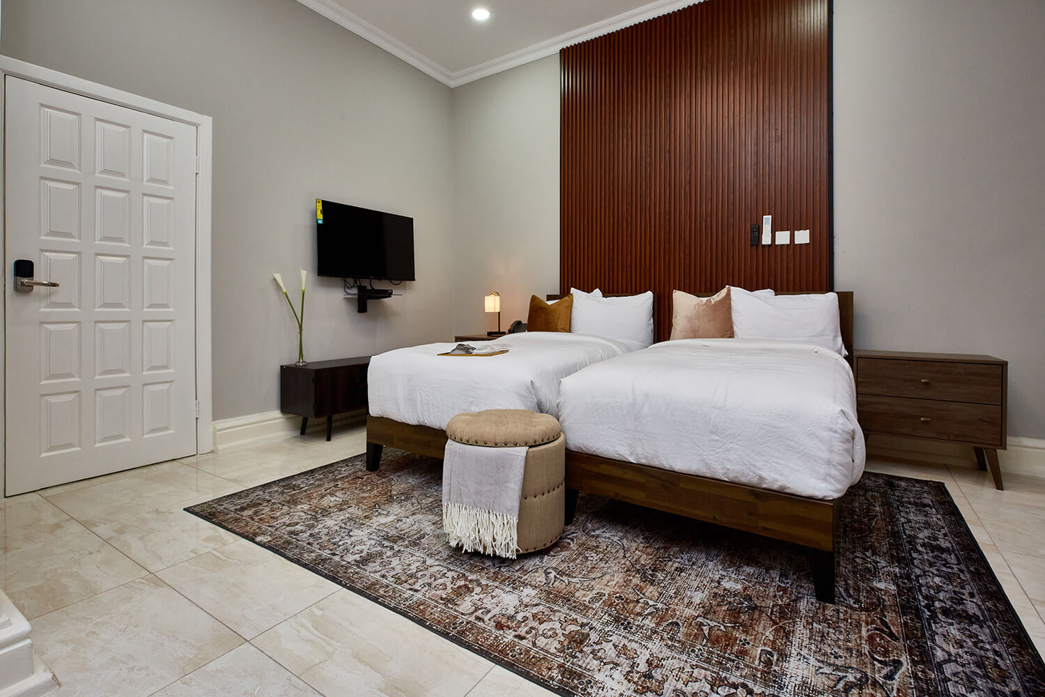 Deluxe Twin Room